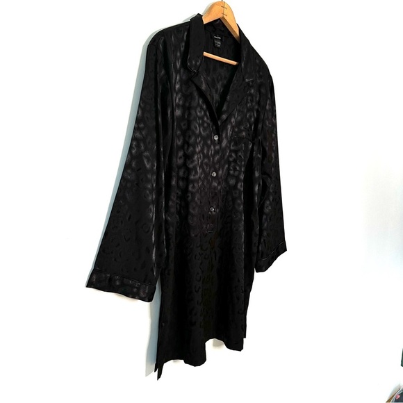 Natori | Black Decadence Sleepshirt Loungewear Leopard Jacquard Satin Size XL - Picture 3 of 7